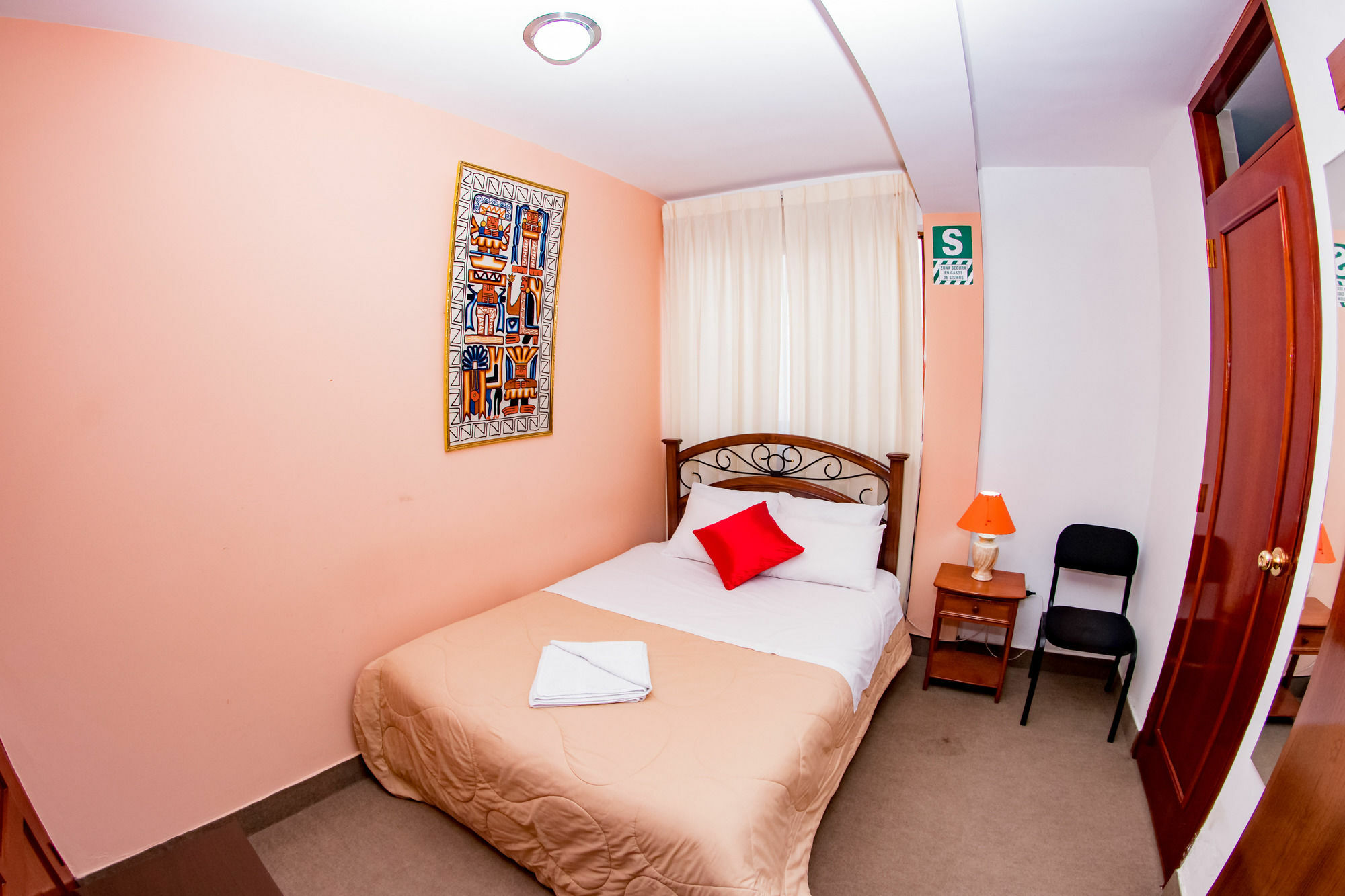 Sonnenthal Bed & Breakfast Cuzco Exterior photo