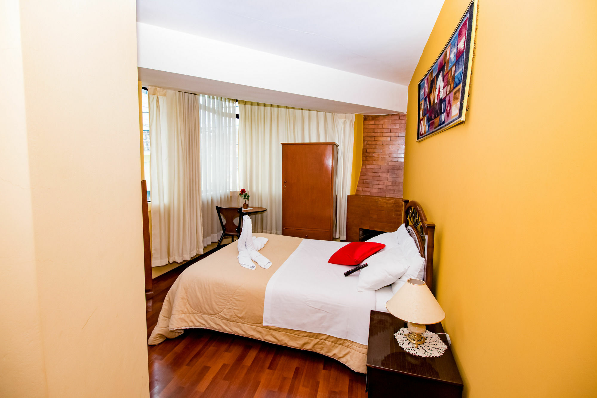 Sonnenthal Bed & Breakfast Cuzco Exterior photo